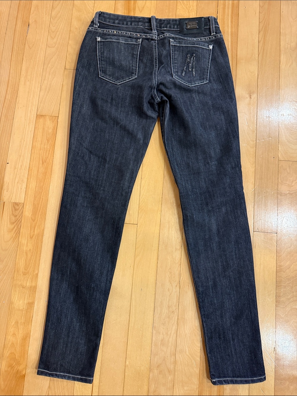 GUESS by Marciano Women’s Dark Wash Rhinestone Jeans Size 29